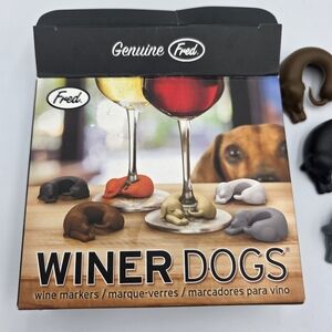 Winer Dog‎ Dachshund Wine Glass Charms Wiener Markers by Genuine Fred  NIB